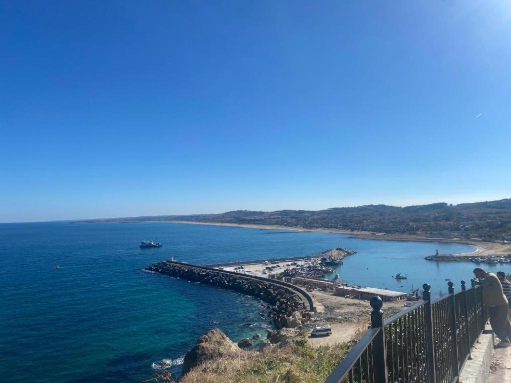 Holiday Beach Hotel Arnavutkoy 외부 사진