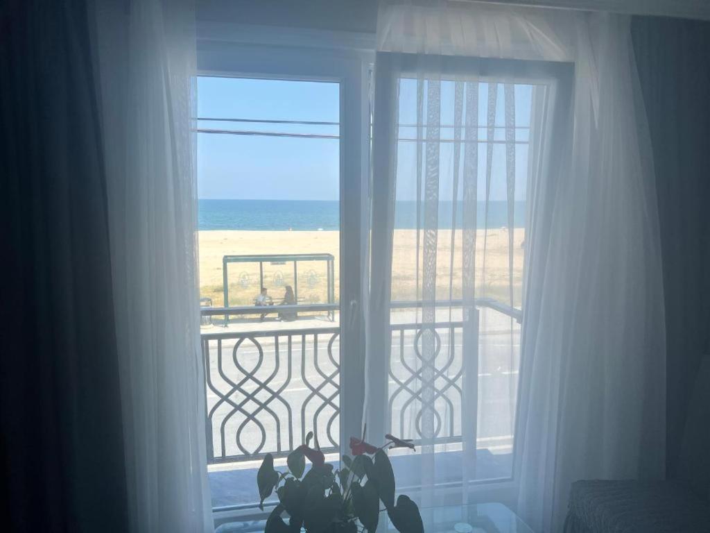 Holiday Beach Hotel Arnavutkoy 외부 사진